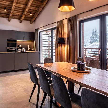 The Village Chalet Stone House Wald im Pinzgau Exterior photo