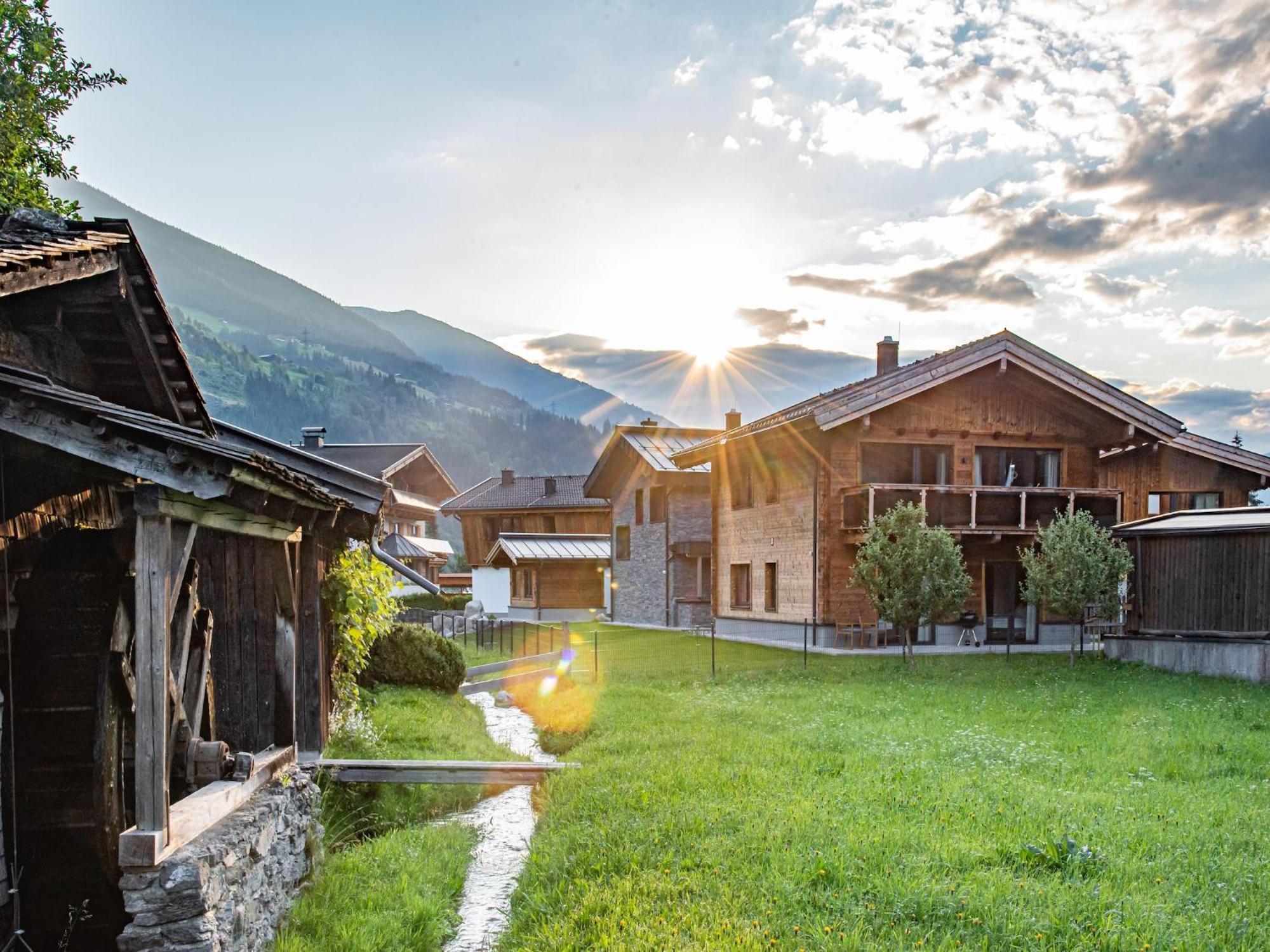 The Village Stone House Holiday home *
